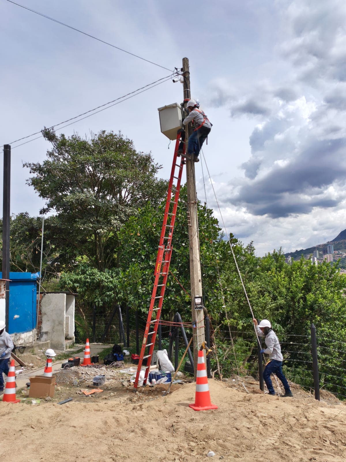Instalación de fibra óptica en Medellín: el proceso paso a paso