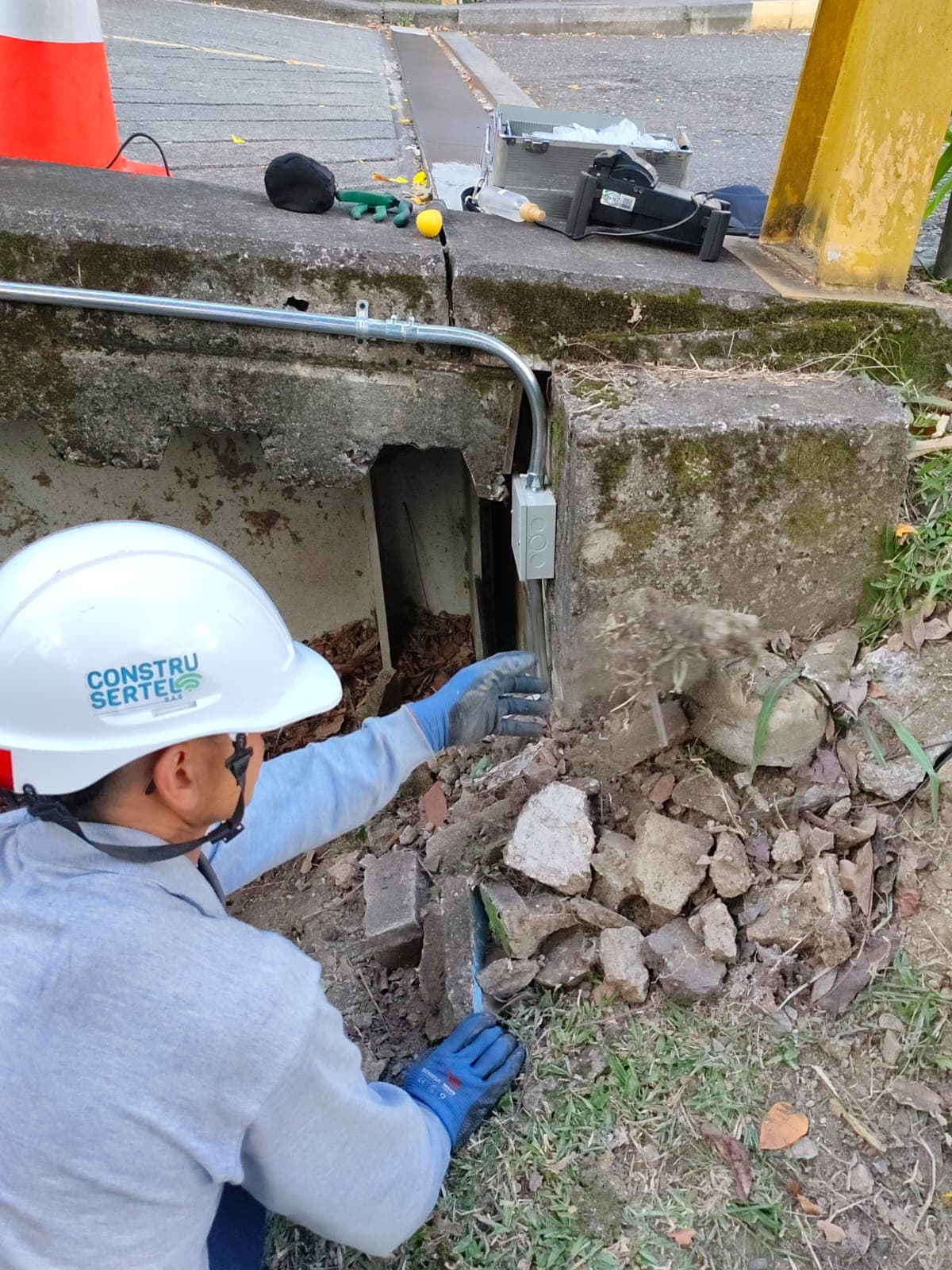 ¿Cada cuánto se debe hacer mantenimiento a la fibra óptica?